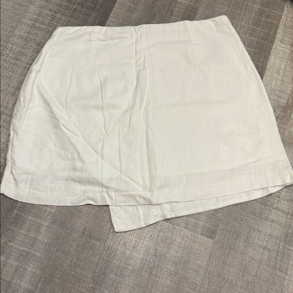 abercrombie white mini skort - Picture 2 of 4